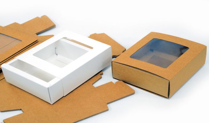 ΧΑΡΤΙΝΟ ΚΟΥΤΙ ΣΥΡΤΑΡΩΤΟ ΜΕ ΠΑΡΑΘΥΡΟ 19.5cm x 15.5cm x 5cm 0402156/12 ΤΕΜΑΧΙΑ