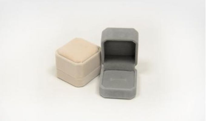 ΒΕΛΟΥΔΙΝΟ ΚΟΥΤΙ ΔΑΧΤΥΛΙΔΙΟΥ 5cm x 5.5cm x 4cm